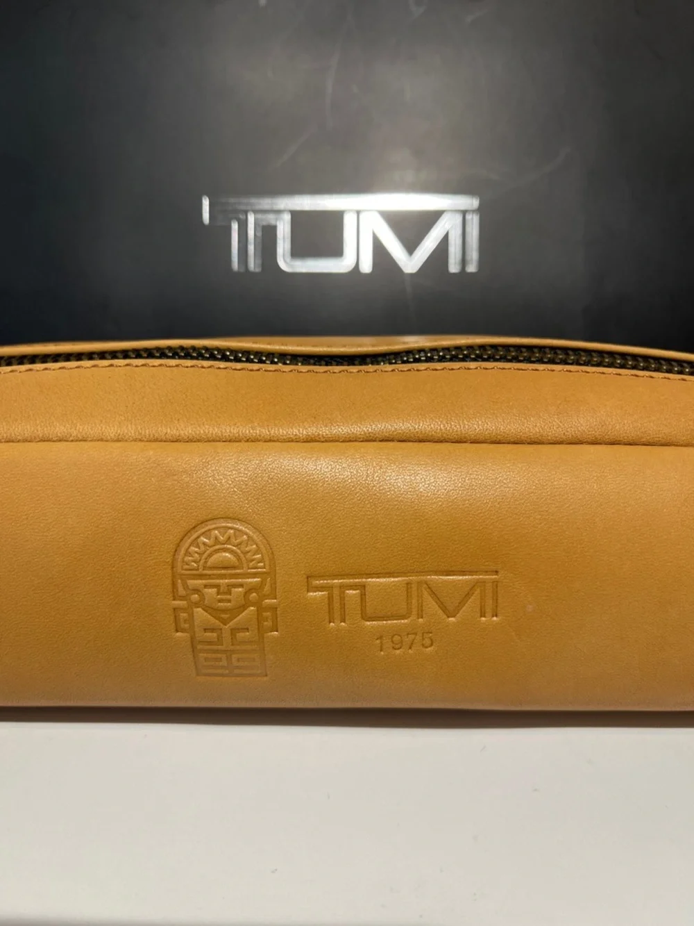 TUMI 40th Anniversary 1975 Leather Collection: Pencil Case / Cord & Tech Pouch